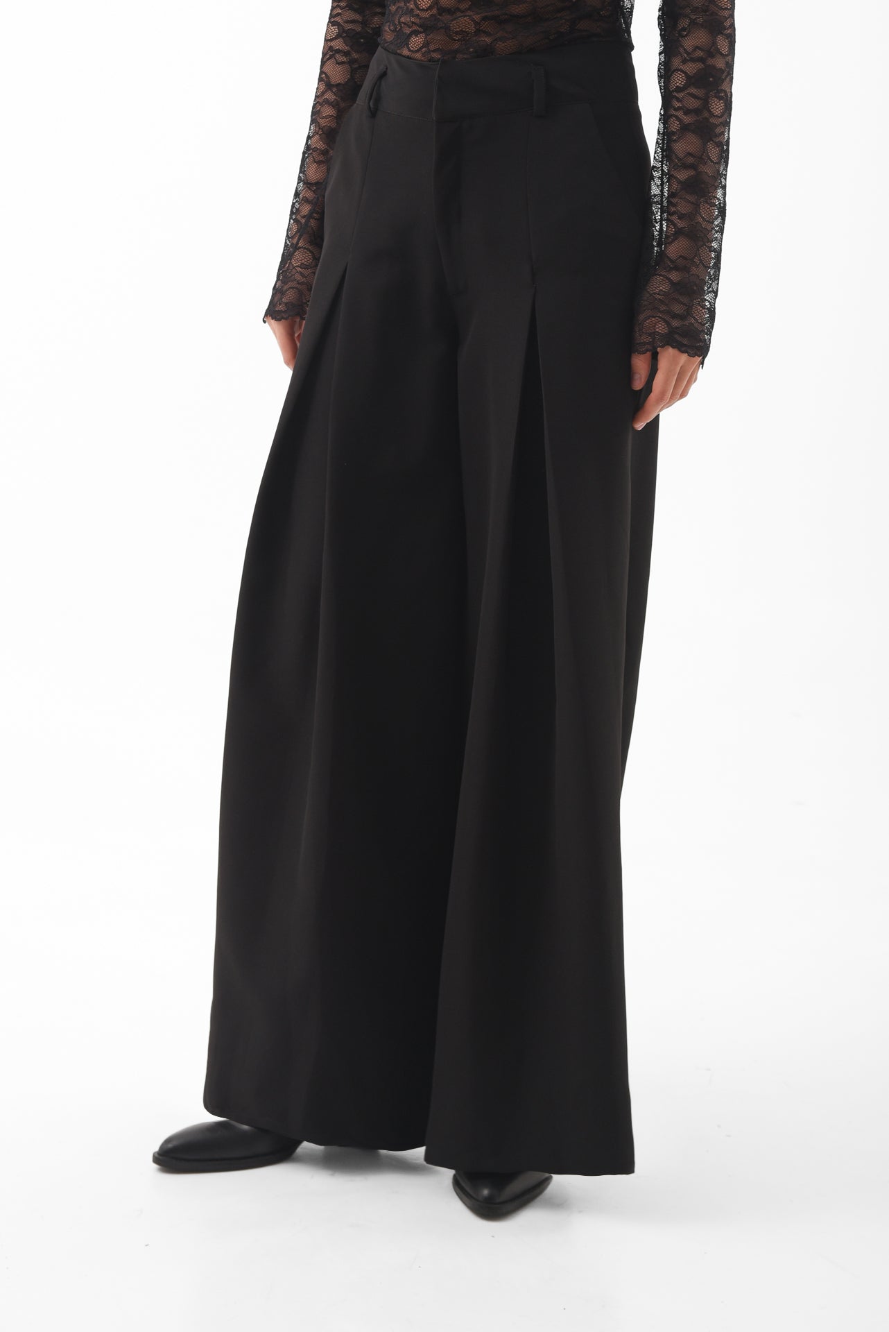 Tailored Pleated Wide-Leg Trousers